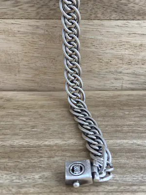 Zilveren Boeddha To Boeddha armband met bakslot en veiligheidsachtje kopen? Bied vanaf 115!