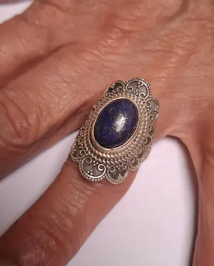 nieuwe Handgemaakte  zilveren ring met blauwe lapis lazuli kopen? Bied vanaf 50!