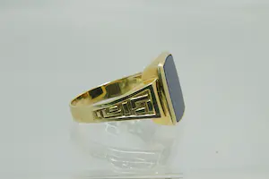 22 - Vintage seventies 14 Krt gouden zegel ring met lapis lazuli edelsteen kopen? Bied vanaf 230!