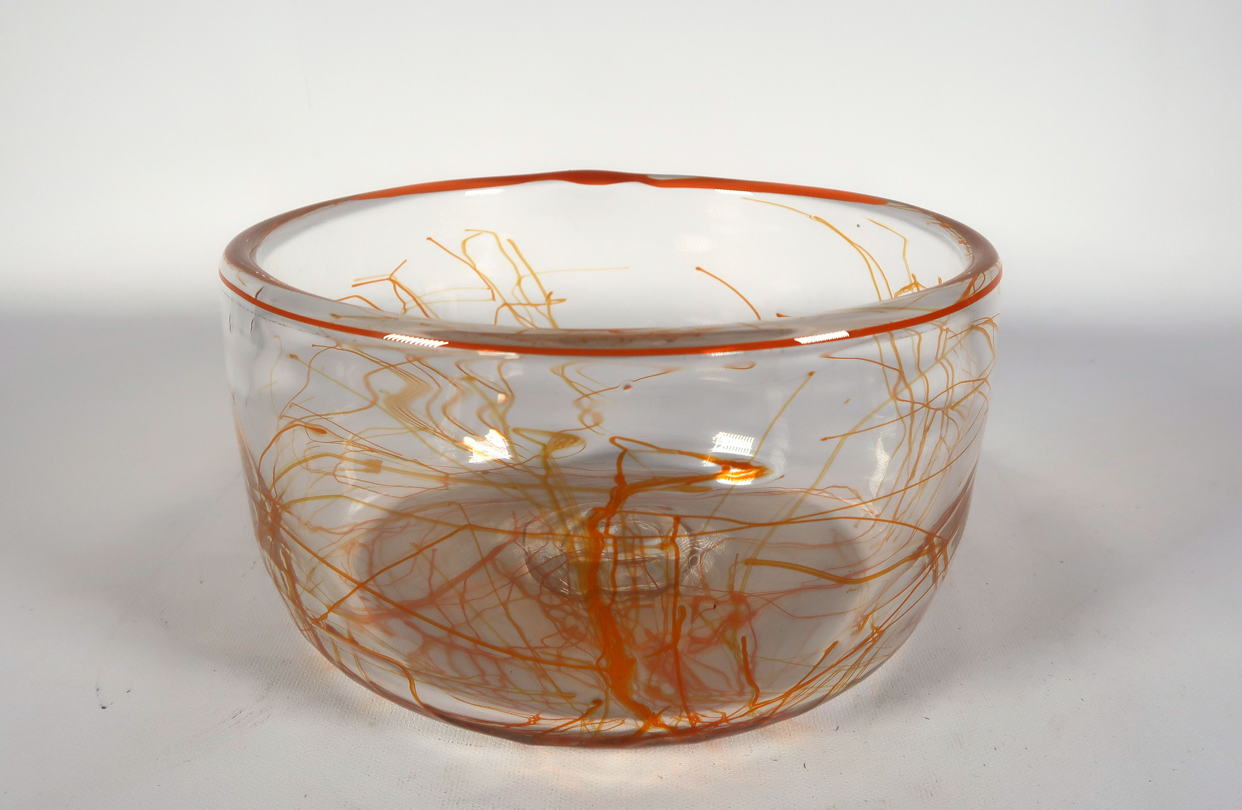 Studio de Oude Horn - Glas, Schaal met oranje aders verkocht voor € 46!