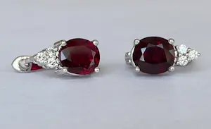 18 Kt witgouden oorbellen met rode robijnen ca 4,00 crt  en diamanten kopen? Bied vanaf 1400!