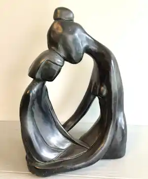 Austin Productions - Sculptuur “ Girl Talk “. zeldzaam verkocht voor € 129!