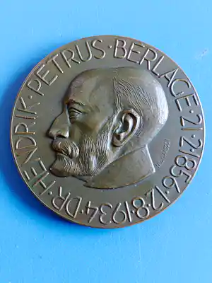Nel Klaassen - Bronzen penning: Dr H.P. Berlage, 1934 verkocht voor € 60!