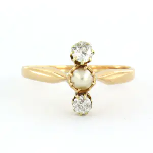 14k gouden ring bezet met parel en oud Amsterdams geslepen diamant tot. 0,30ct kopen? Bied vanaf 410!