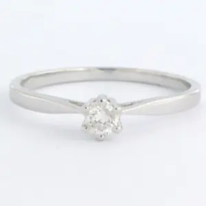 18k wit gouden solitair ring met briljant geslepen diamant 0.09 ct - rm 16.5 kopen? Bied vanaf 165!