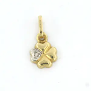 14k bicolor gouden hanger in een vorm van klavertje vier met diamant kopen? Bied vanaf 35!