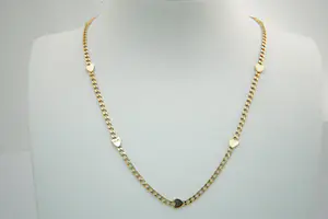 32 - Apart 18 karaats geel-gouden collier met 8 massieve hartjes. kopen? Bied vanaf 650!