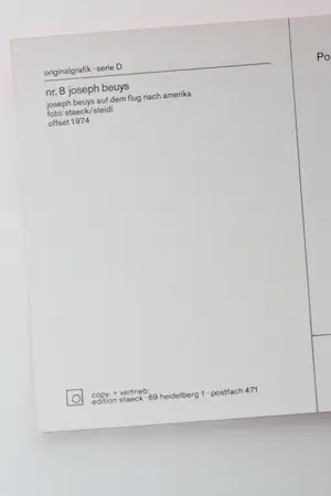 Joseph Beuys - JOSEPH BEUYS: Karte "Flug nach Amerika", 1974, signiert,Version rosa kopen? Bied vanaf 100!