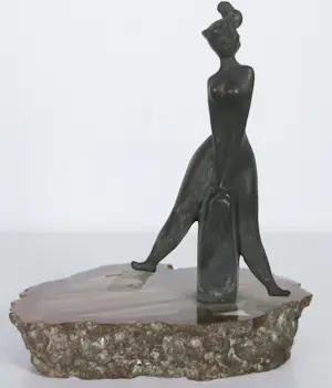 Clemens Pasch - Brons, Zittende vrouw op natuurstenen voet (Gerda) + boek! kopen? Bied vanaf 100!