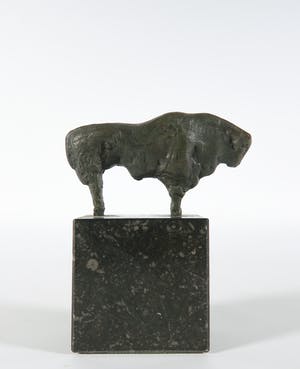 Brons (Onbekend) - Ingetogen bronzen beeld van een stier kopen? Bied vanaf 100!