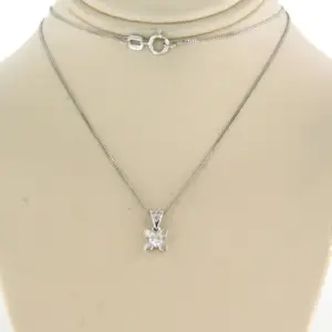 14k gouden collier en solitair hanger met briljant geslepen diamant tot. 0.13ct kopen? Bied vanaf 260!
