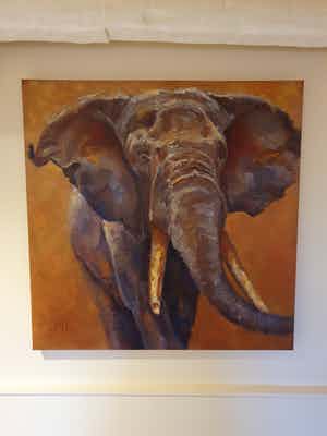 Mieke Robben - Olifant die naar rechts kijkt verkocht voor € 150!
