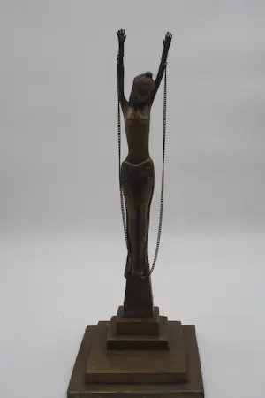 Niet of onleesbaar gesigneerd - Beautiful Large Bronze Slave Sculpture (20e eeuw) kopen? Bied vanaf 1!