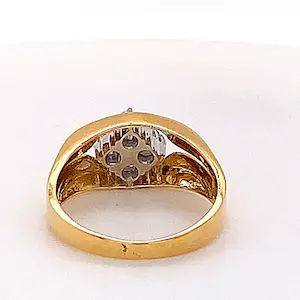 Ausgefallener Vintagering in 18 Karat Gelb -und Weißgold mit feinen Brillanten kopen? Bied vanaf 699!