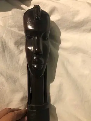Niet of onleesbaar gesigneerd - 3 Afrikaanse hout snij kunsten kopen? Bied vanaf 1!