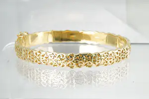 12 - Aparte 18krt geel-gouden ovale armband - Arabisch motief/model - gekeurd kopen? Bied vanaf 410!