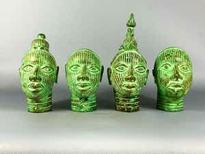 Benin - 201010 - 4 Bronze BENIN BINI EDO heads - Nigeria. verkocht voor € 115!