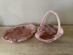 Niet of onleesbaar gesigneerd - Italiaanse design glaswerk, mand plus schaal kopen? Bied vanaf 1!