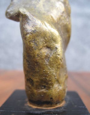 Brons (Onbekend) - Voortschrijdende vrouw. kopen? Bied vanaf 40!