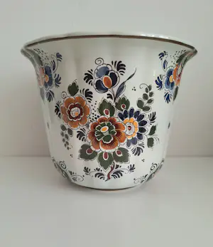 Plateelbakkerij Flora - Fraaie grote (planten)pot, handbeschilderd kopen? Bied vanaf 25!