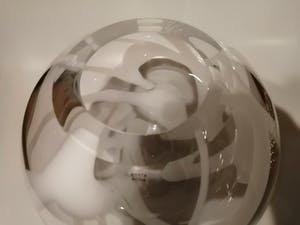 Anna Ehrner - Kosta Boda Vaas Globe kopen? Bied vanaf 375!