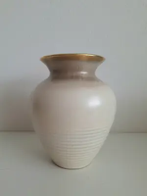 Carstens Tonnieshof - Ingetogen charme- vaas kopen? Bied vanaf 35!