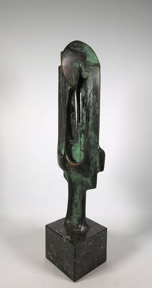 Wim Rijvers - Brons en hardsteen, Zonder titel kopen? Bied vanaf 850!