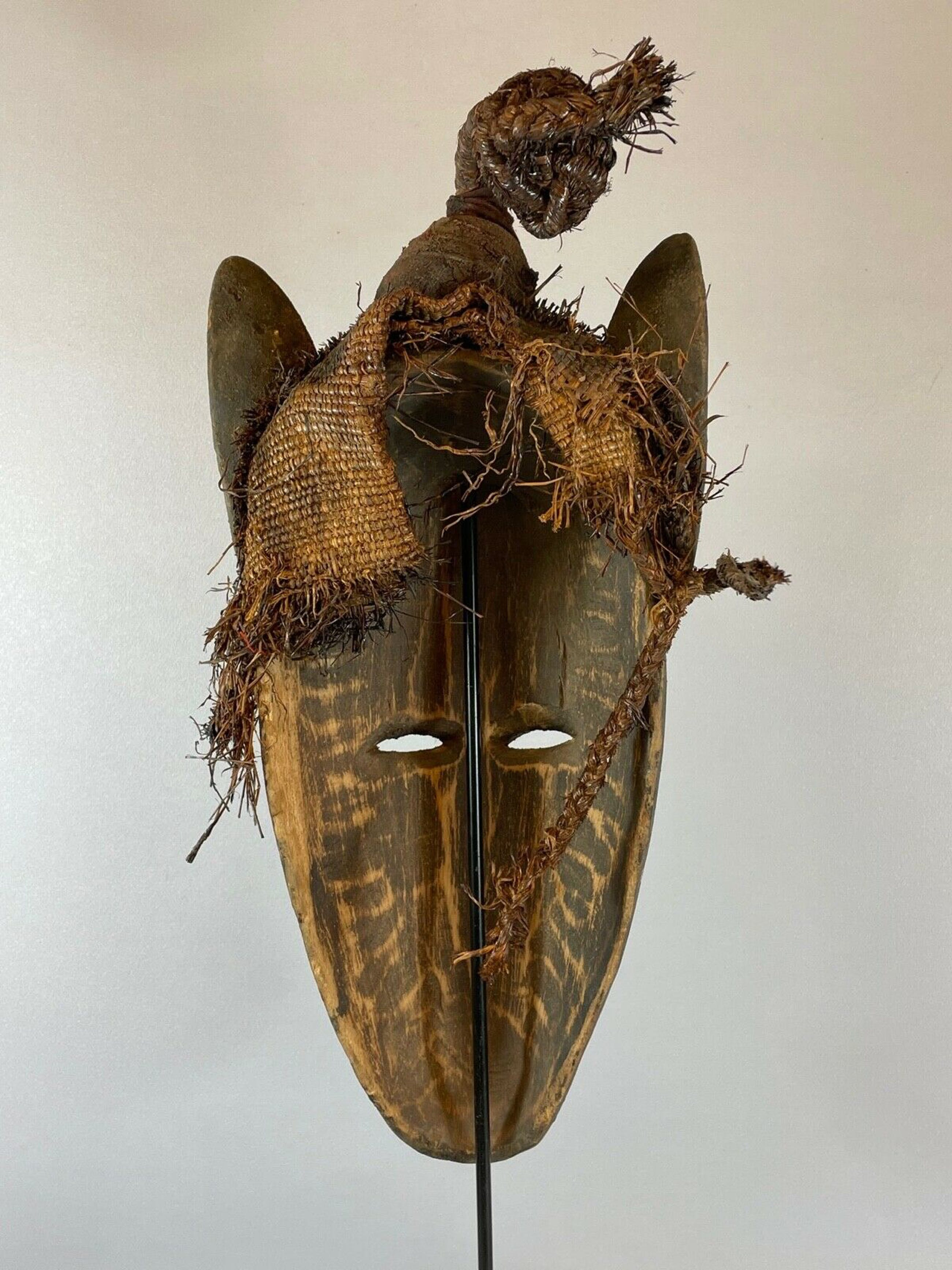 Fang 210852 African Fang mask Gabon. Verkocht Kunstveiling.be