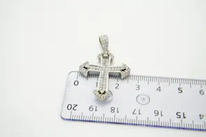 25 -18Krt wit-goud & ca.1.50ct princess en briljanten diamanten kruis hanger kopen? Bied vanaf 850!