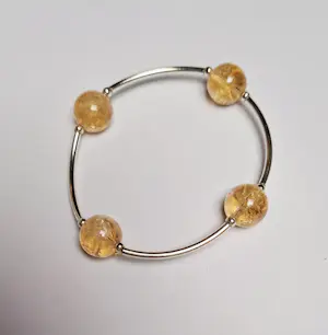 Nieuwe zilveren armband met Citrien  edelsteen. kopen? Bied vanaf 37!