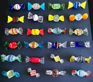 Seguso - 24x Murano Glas Snoepjes / Bonbons / Sweets - Vintage Kunst Venetië verkocht voor € 70!