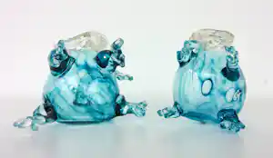 Yvon Trossèl - Twee glazen blauwe muisjes kopen? Bied vanaf 70!