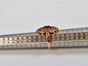 1237 - 14 krt goud & diamanten ring - grote 0.65ct diep-blauwe saffier! kopen? Bied vanaf 360!