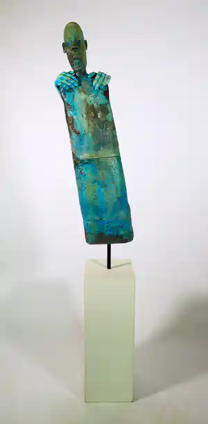 Wilma Schipholt - Keramieken beeld, Blauw figuur verkocht voor € 240!