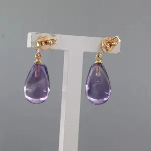 18k gouden oorhangers met amethist en briljant geslepen diamant tot. 0.22ct kopen? Bied vanaf 460!