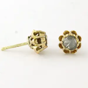 14k geel gouden solitair oorknoppen bezet met roos geslepen diamant tot. 0,40ct kopen? Bied vanaf 350!