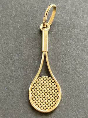 14  karaats geelgouden hanger, tennisracket kopen? Bied vanaf 55!