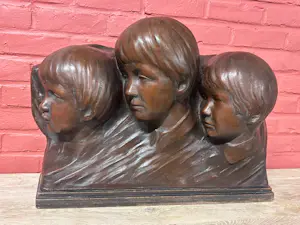 Georges Wasterlain - 3 kinderhoofdjes in terracotta kopen? Bied vanaf 249!