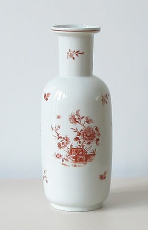 Vista Alegre - Grote vaas met rood hand beschilderd decor kopen? Bied vanaf 25!