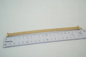 27 - Sierlijke 18 Krt geel-gouden dames armband - fantasie schakel - ZGAN kopen? Bied vanaf 410!