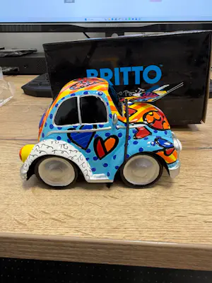 Romero Britto - Beetle Car kopen? Bied vanaf 30!