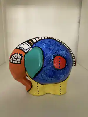 Marianne Bey - Colored Elephant verkocht voor € 30!