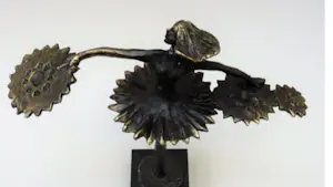 Corry Ammerlaan - Corry Ammerlaan bronzen sculptuur danseres met waaiers kopen? Bied vanaf 1!
