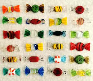 Seguso - 24x Murano Glas Snoepjes / Bonbons / Sweets - Vintage Kunst Venetië verkocht voor € 105!