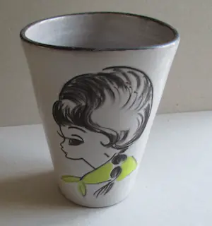 Niet of onleesbaar gesigneerd - Vaasje Vintage kopen? Bied vanaf 1!