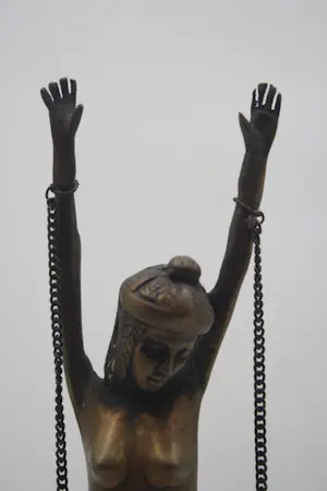 Niet of onleesbaar gesigneerd - Beautiful Large Bronze Slave Sculpture (20e eeuw) kopen? Bied vanaf 1!