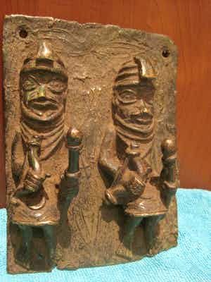 Benin - Bronzen muurplaquette. verkocht voor € 85!