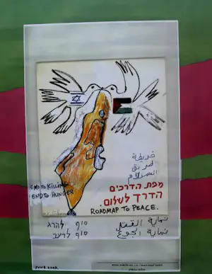 Menashe Kadishman - Zeefdruk: Roadmap to peace kopen? Bied vanaf 139!