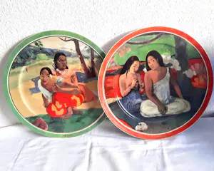 Porzellanfabrik W. Goebel - 2 Wandteller Artis Orbis Paul Gauguin Arearea und Deux Tahitiennes 90er Jahre kopen? Bied vanaf 58!
