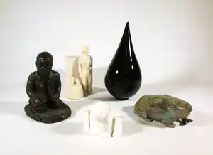 Tom Claassen - En anderen, Lot van 5 objecten verkocht voor € 65!